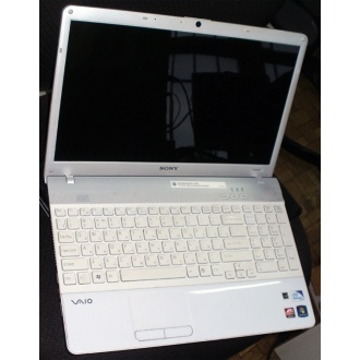 Ноутбук Sony Vaio VPCEB3E1R (Intel Pentium P6100 (2x2.0Ghz) /4096Mb DDR3 /320Gb /Radeon HD5470 /15.5" TFT 1366x768) - Норильск